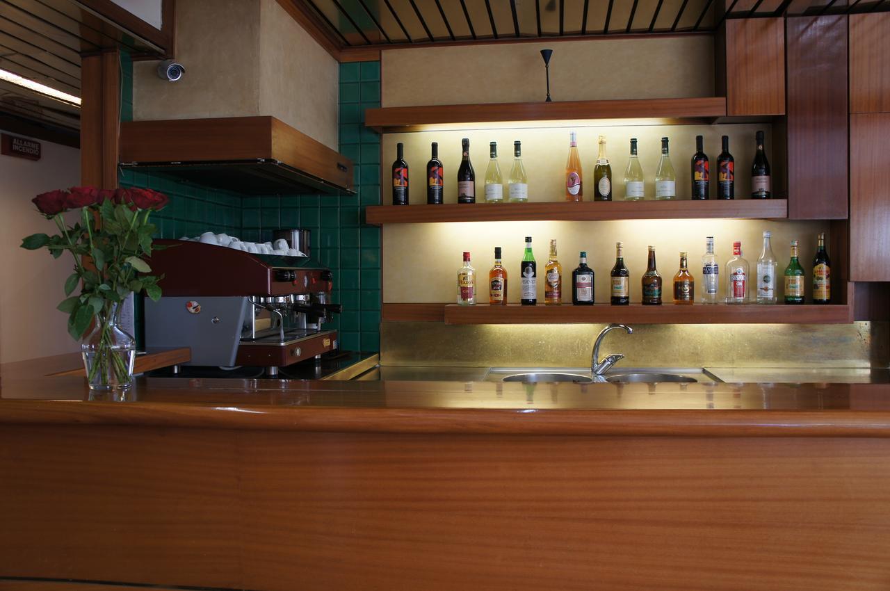 Hotel Albatros Calenzano Ngoại thất bức ảnh